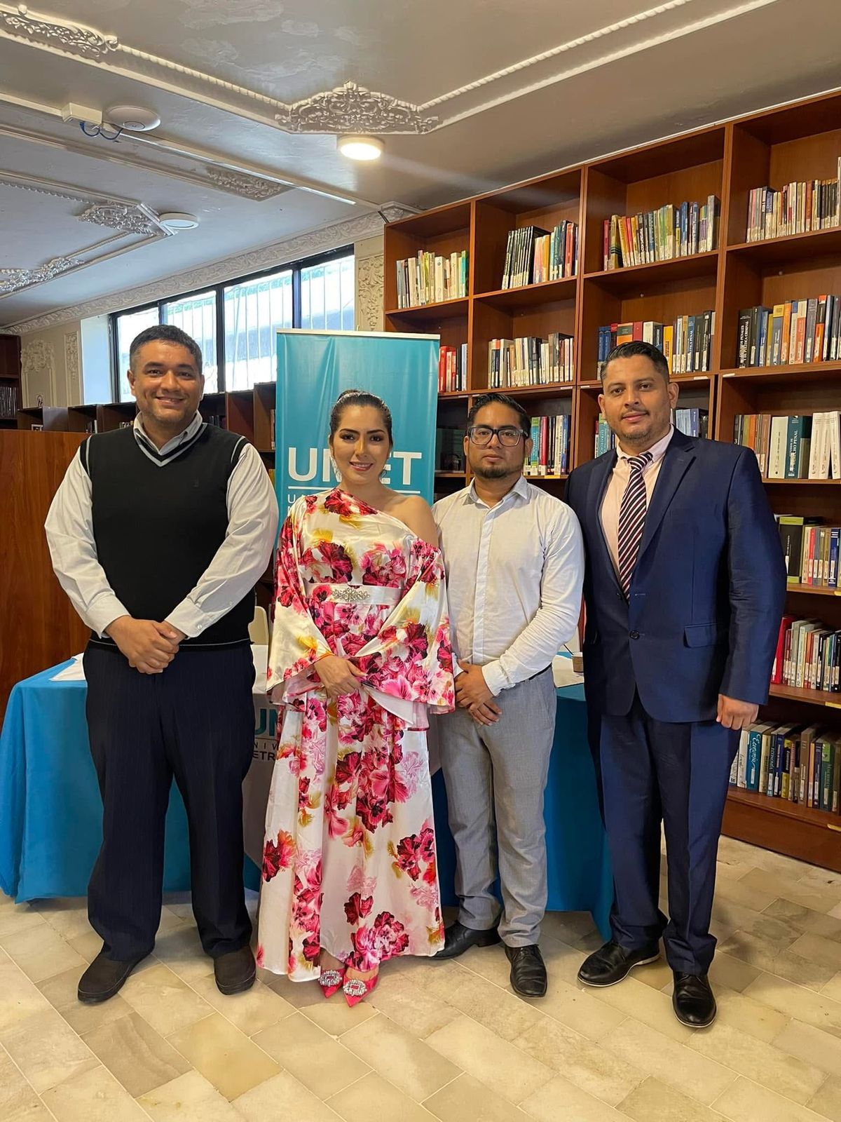 universidad-metropolitana-del-ecuador-01